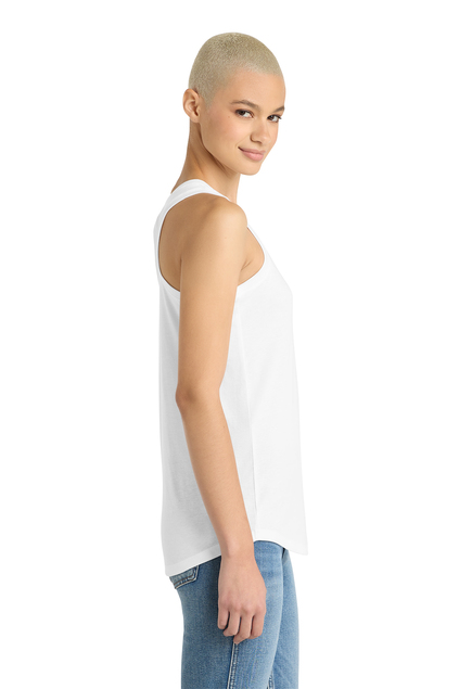 District DM138L White