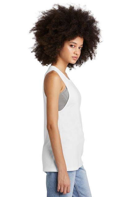 District DT153 White